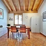 Apartment Maisonette - 45m2 Zum Relaxen, Mit Garage - Me17-b *